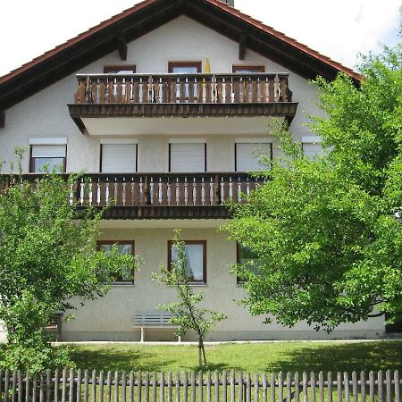 Hôtel Gastehaus Moser à Untergriesbach Extérieur photo